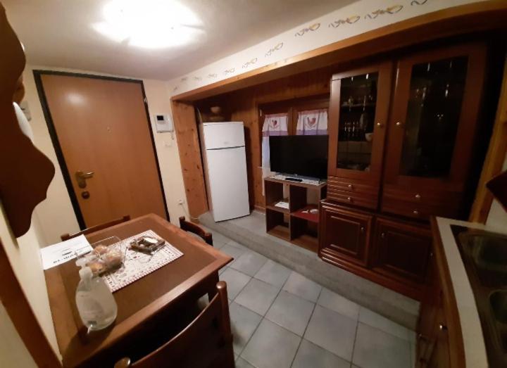 Apartament Casa Chiara Nus Zewnętrze zdjęcie
