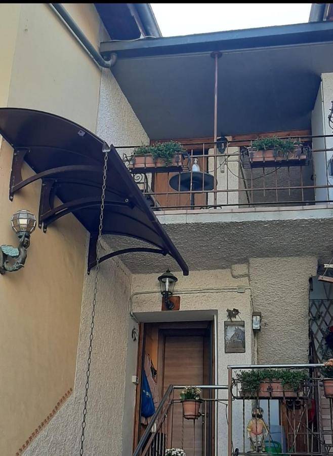 Apartament Casa Chiara Nus Zewnętrze zdjęcie